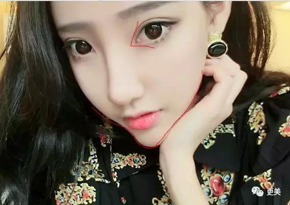 Cuộc sống xa hoa, nhan sắc trông mòn con mắt của Di Vy Tịnh - hot mom nổi danh Trung Quốc